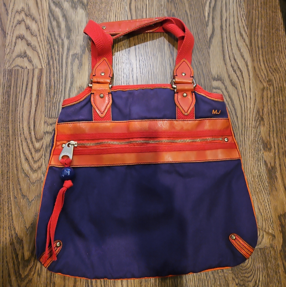 MARC Jacobs Handbag Purse Purple CQNVAS CLOTH  and LEATHER RED TRIMMED Full LINE